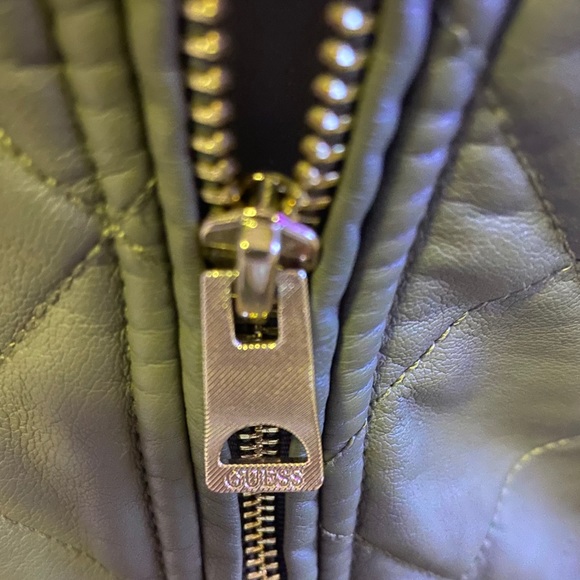 Jacket 🍀 - Picture 2 of 2